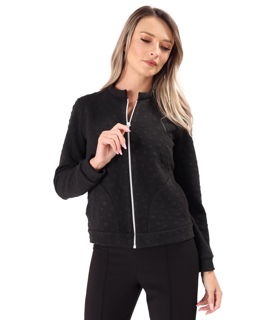 Bluza din jerse elastic gros cu buline tesute in relief
