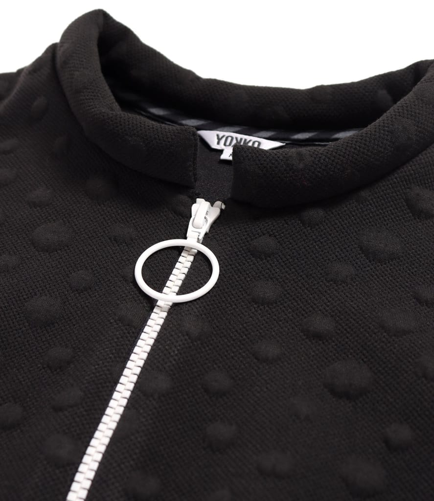 Bluza din jerse elastic gros cu buline tesute in relief