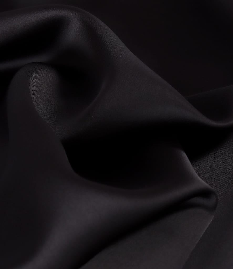 Rochie midi satinata cu maneci lungi din dantela