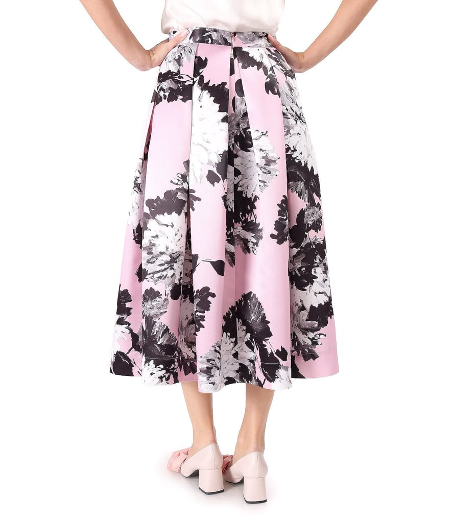 Fusta midi imprimata cu flori supradimensionate