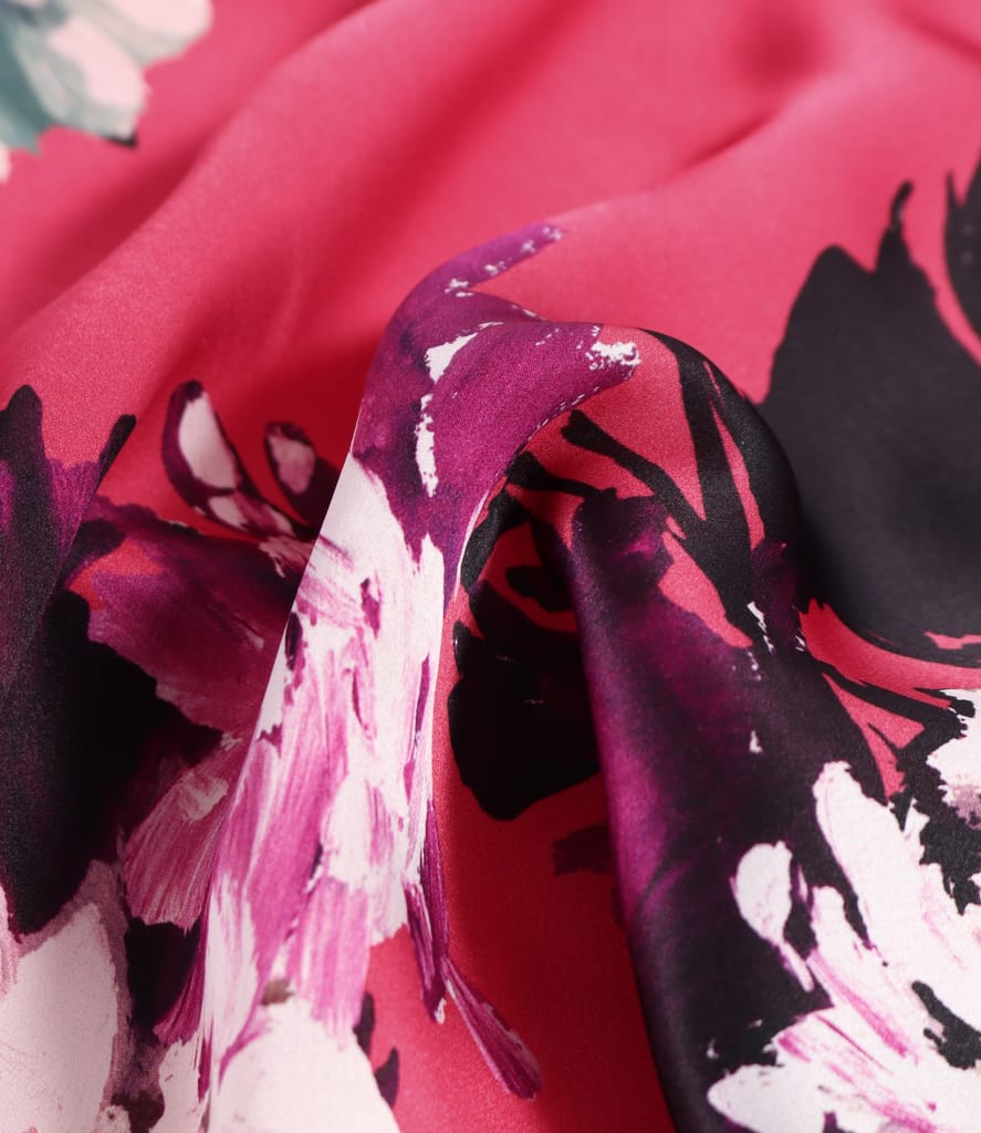 Rochie lejera din matase naturala cu decolteu adanc la spate