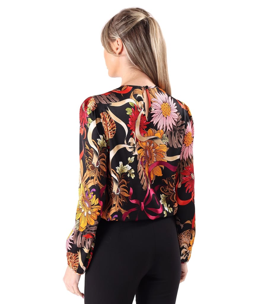 Bluza eleganta din viscoza satinata imprimata cu motive florale