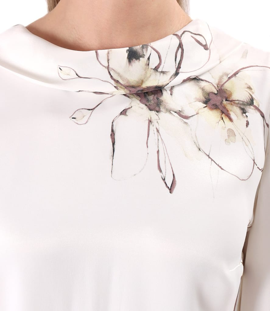 Rochie eleganta cu decolteu adanc la spate