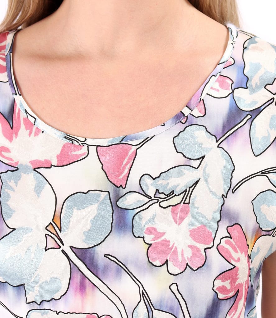 Bluza lejera din viscoza cu motive florale si fir de effect