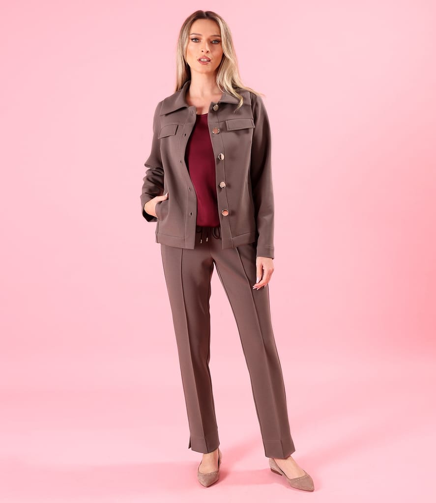 Tinuta smart casual cu pantaloni si sacou din stofa plina tip scuba cu bumbac