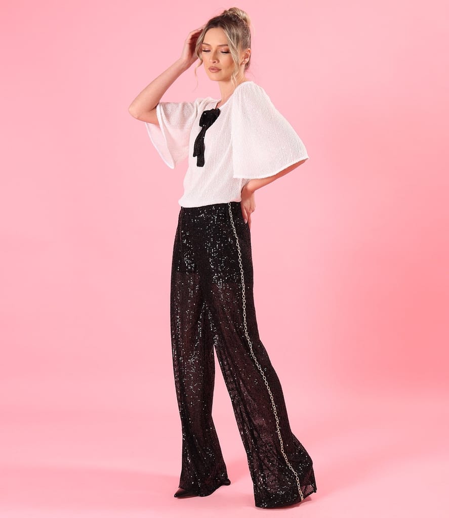 Bluza lejera cu maneci scurte evazate din paiete