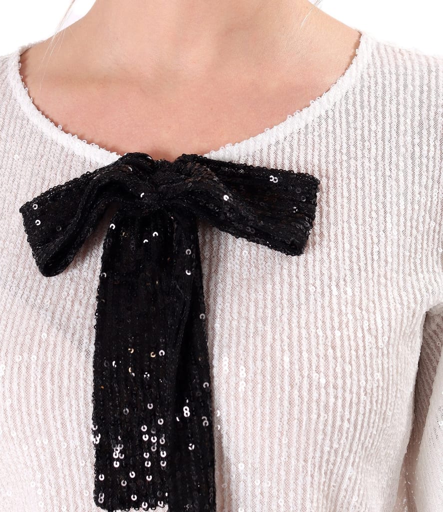 Bluza lejera cu maneci scurte evazate din paiete