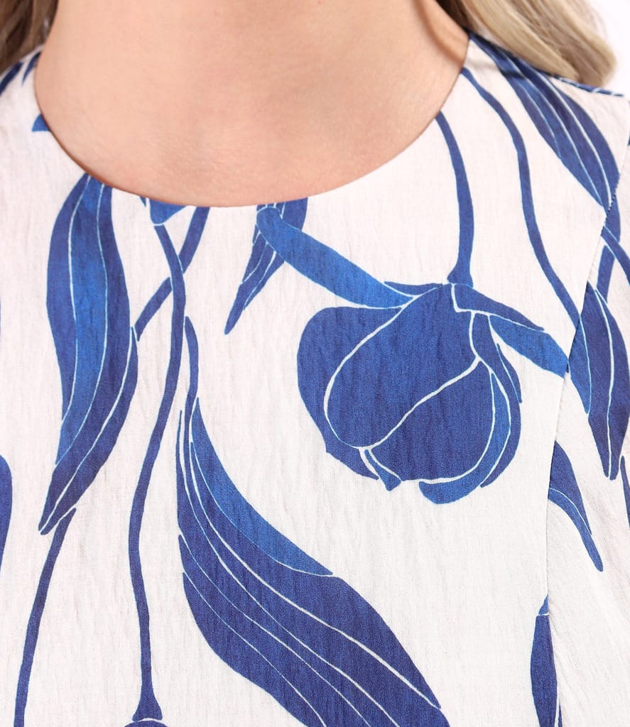 Rochie midi lejera imprimata cu motive florale