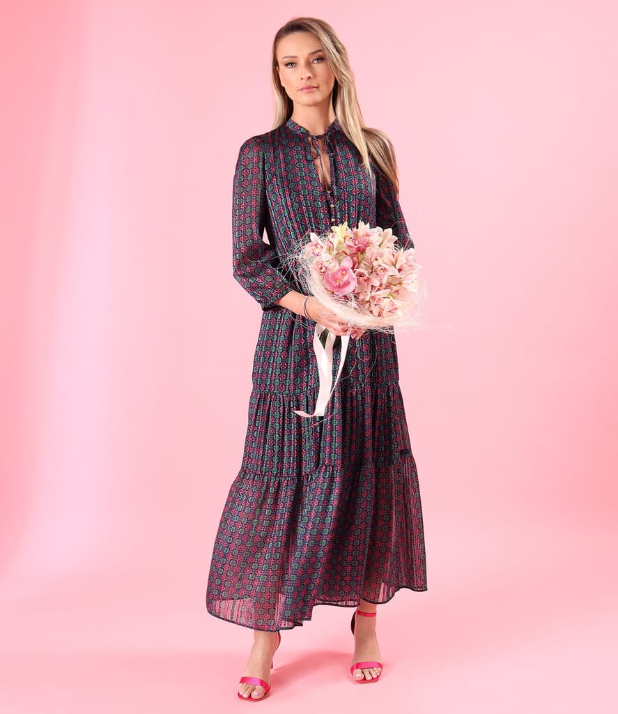 Rochie lunga cu volane din voal cu fir de lurex