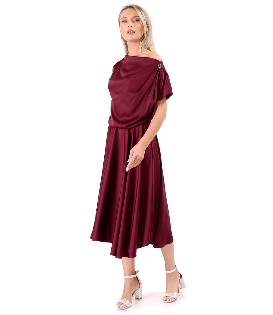 Rochie midi din satin elastic cu decolteu barcuta
