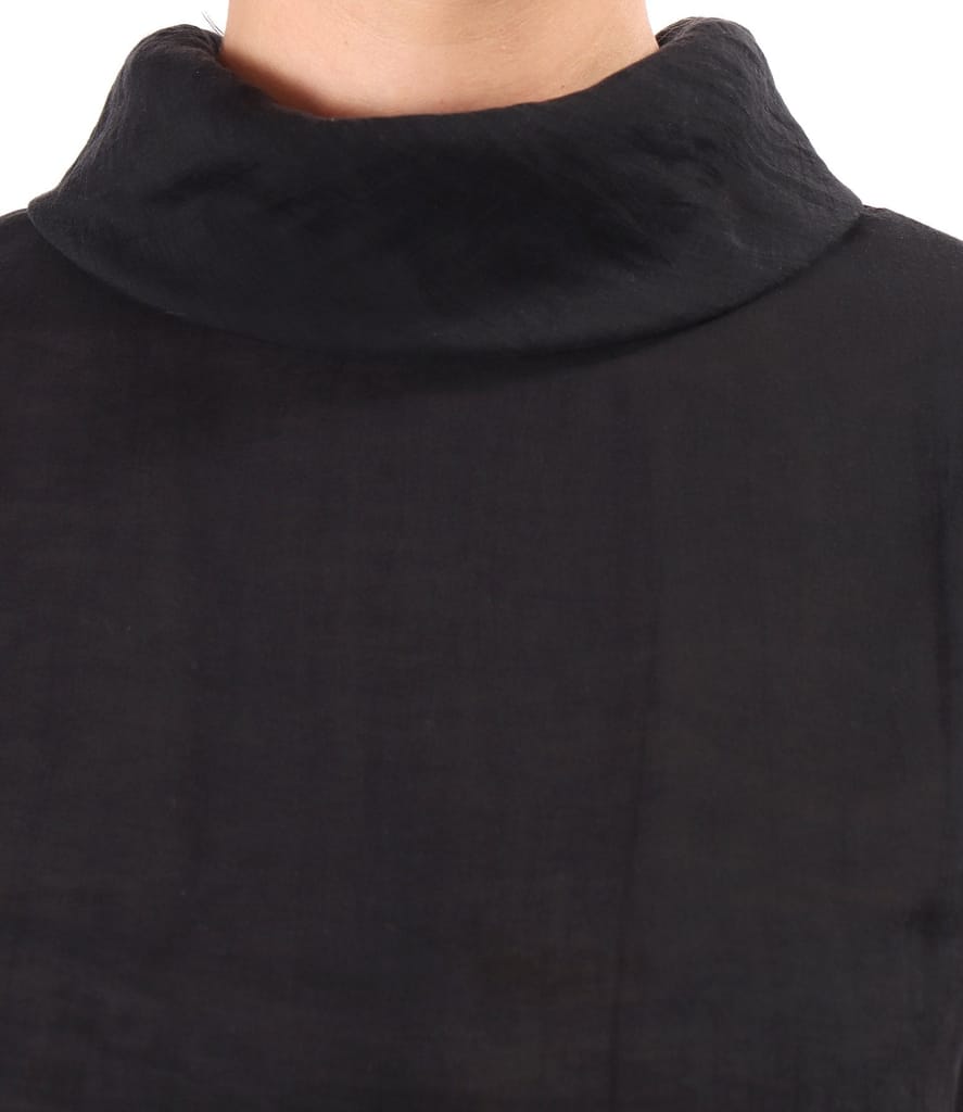 Bluza din tencel cu nasturi la spate