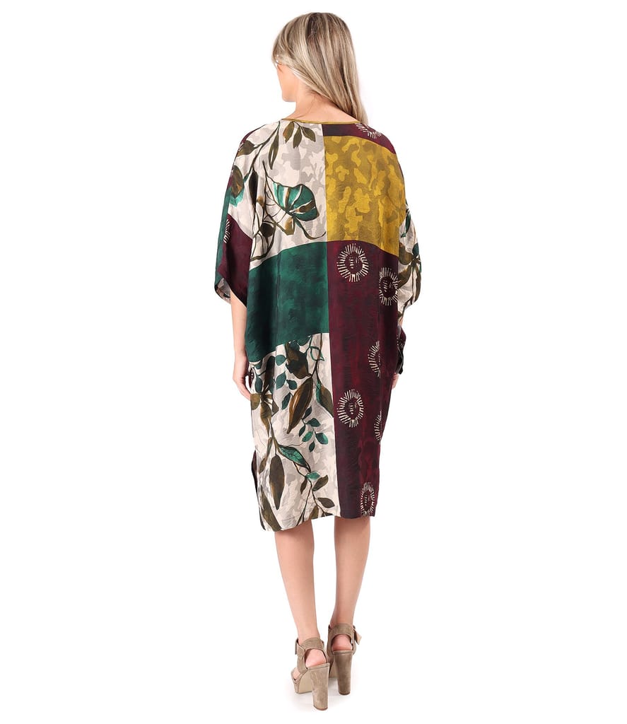 Rochie oversize din viscoza cu imprimeu artistic