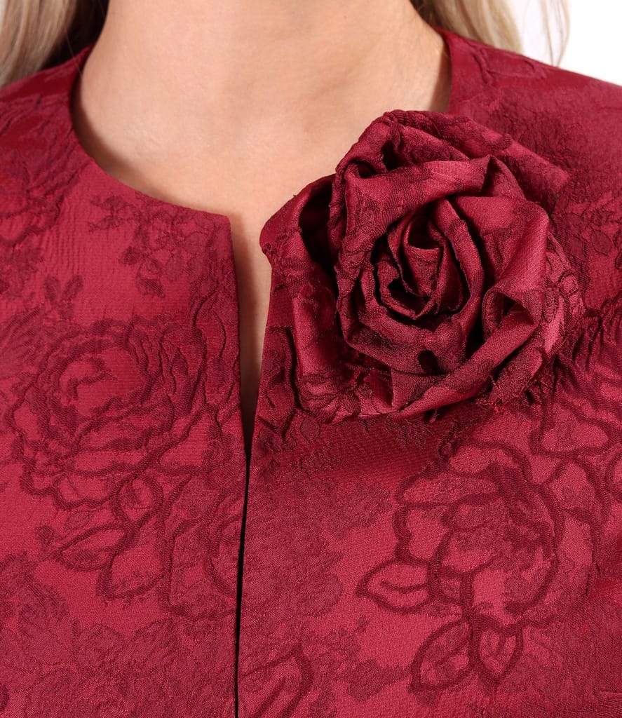 Sacou elegant din brocart cu motive florale
