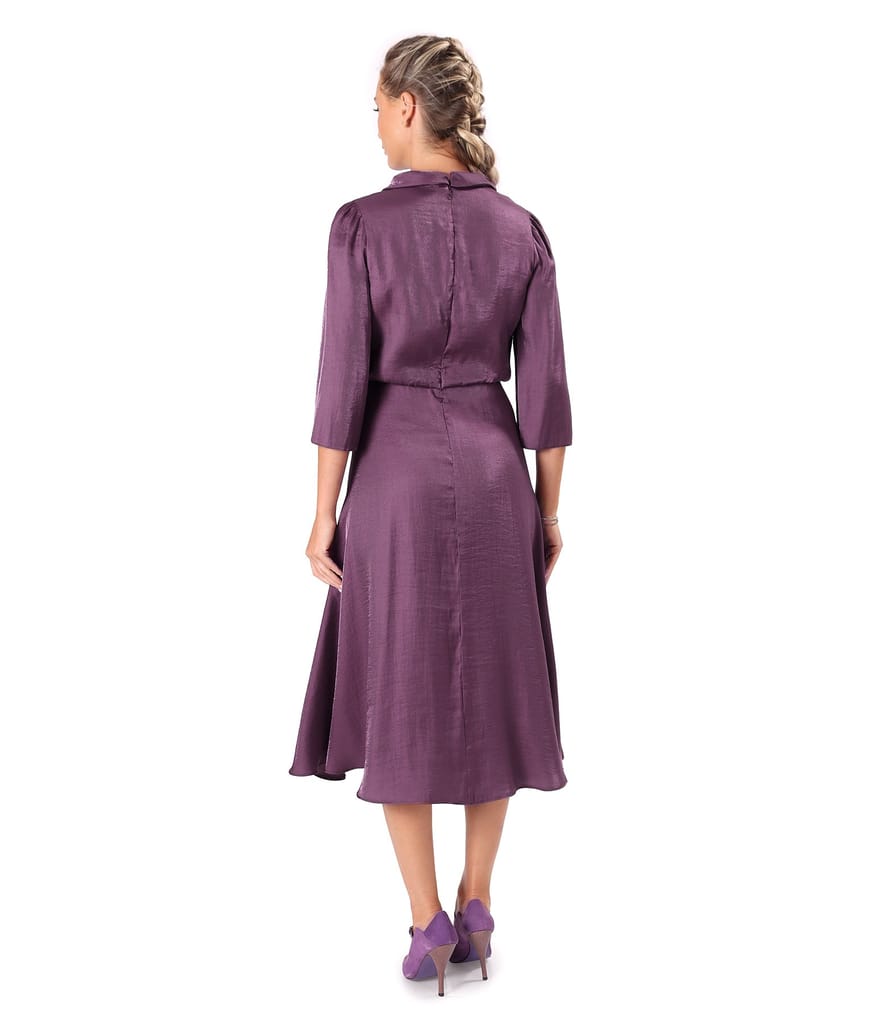 Rochie midi din tesatura satinata