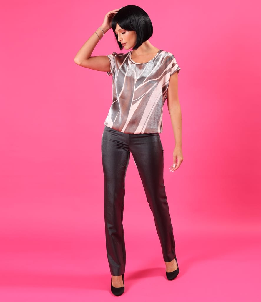 Bluza eleganta din organza plina de viscoza cu pantaloni pana din tesatura cu aspect satinat