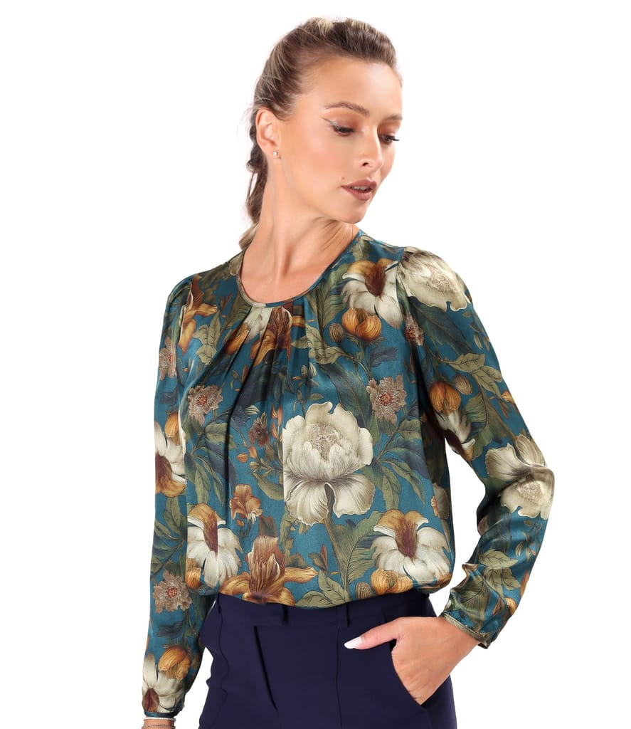 Bluza cu falduri la decolteu din viscoza cu matase naturala