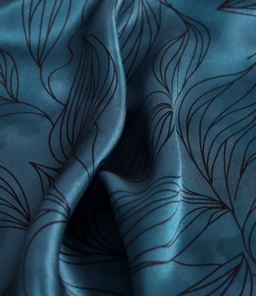 Bluza din matase naturala imprimata cu motive florale