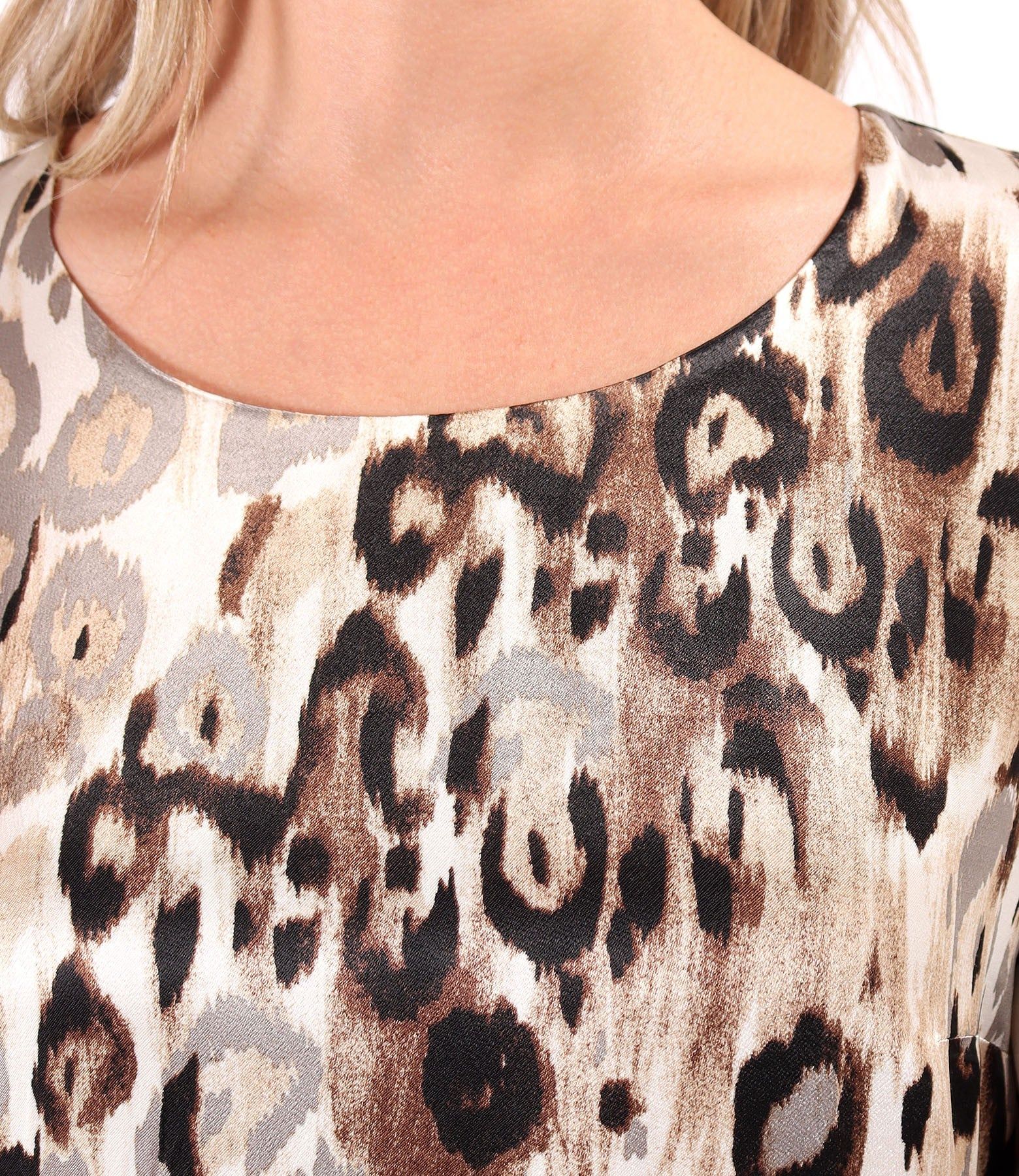 Rochie lejera din viscoza satinata cu animal print alb-ecru - YOKKO