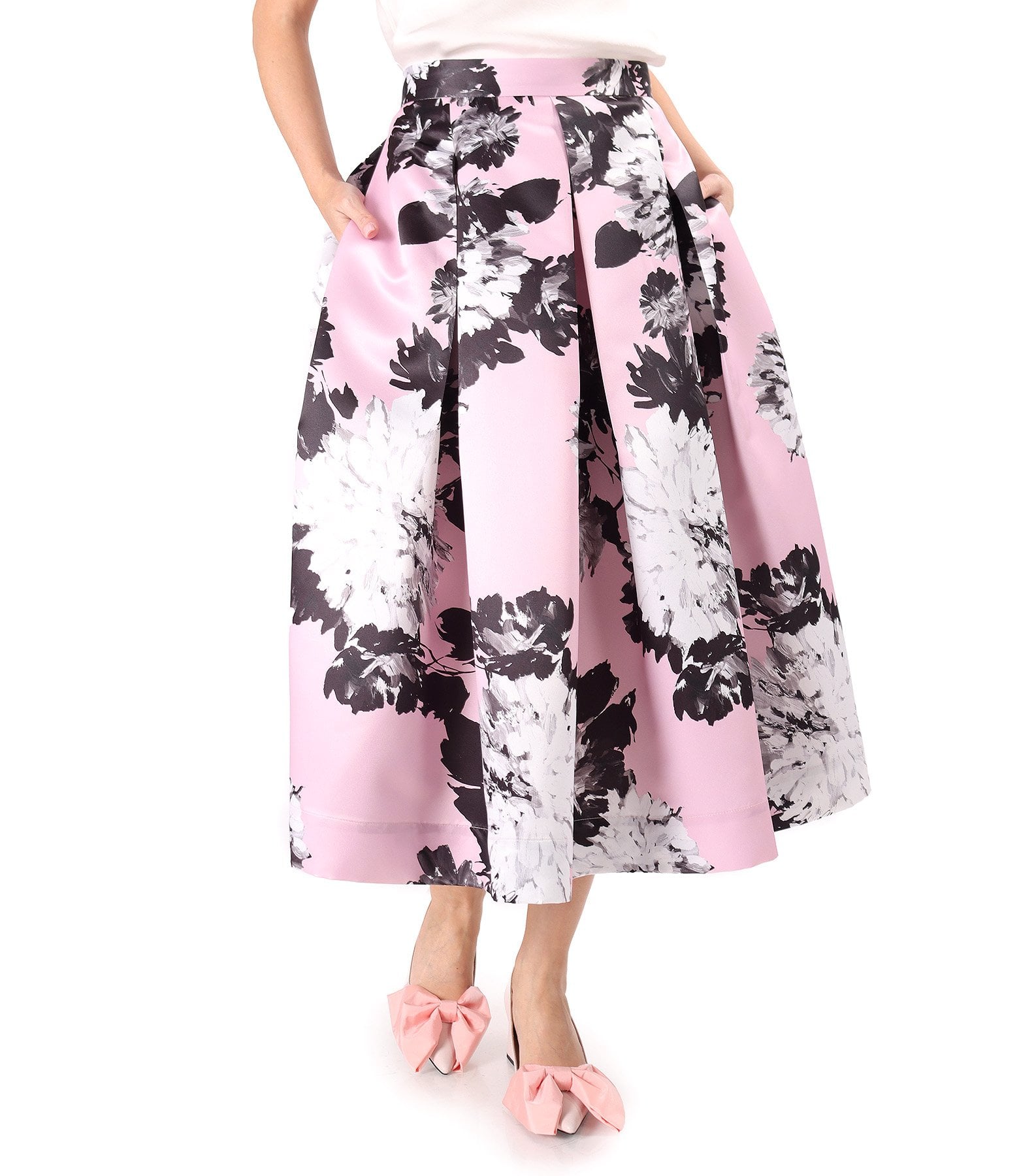 Fusakoページ Fusta midi din Duchesse satinat imprimat cu flori