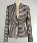 Sacou elegant cu joc de dungi alb-negru