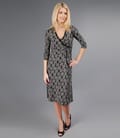 Rochie jerse imprimat cu pieptii suprapusi