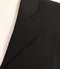 Tricou cu guler si decolteu in V