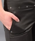 Pantaloni cu tinte metalice din saten gros elastic negru