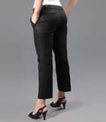 Pantaloni din in negru cu buzunare