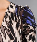 Tricou din jerse leopard cu garnitura saten