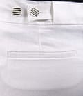 Pantaloni din in alb cu buzunare