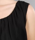 Rochie din saten elastic negru si voal cu cristale