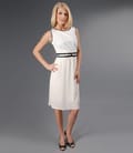 Rochie din brocart alb si voal ecru cu funda
