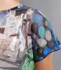 Bluza din tul elastic imprimat cu funda