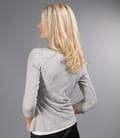 Bluza din jerse gri legata cu cordon