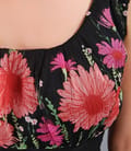 Rochie din voal negru creponat cu imprimeu floral