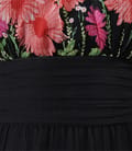 Rochie din voal negru creponat cu imprimeu floral
