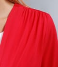 Bluza din jerse rosu legata cu cordon