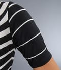 Tricou cu maneci si falduri din jerse imprimat