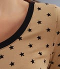 Tricou din jerse elastic uni cu picouri de catifea