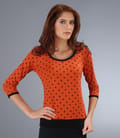 Tricou din jerse elastic uni cu picouri de catifea