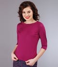Tricou din jerse uni satinat cu garnitura