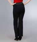 Pantaloni evazati din jerse elastic gros