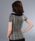 Tricou imprimeu grafic cu cordon
