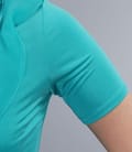Tricou din jerse elastic satinat cu jabou de voal