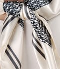 Batic din saten elastic imprimat