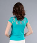 Tricou din jerse elastic cu garnitura de dantela