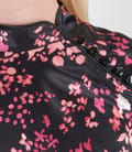 Rochie de seara scurta din saten elastic imprimat cu fenta