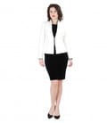 Tinuta de ocazie cu sacou elegant crem si rochie de catifea