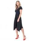 Rochie in colturi din viscoza imprimata cu picouri