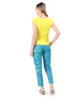 Tinuta smart/casual cu pantaloni din bumbac elastic imprimat si bluza din jerse elastic